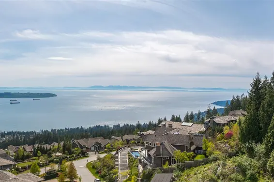 2345 Kadlec Court, West Vancouver For Sale - image 10