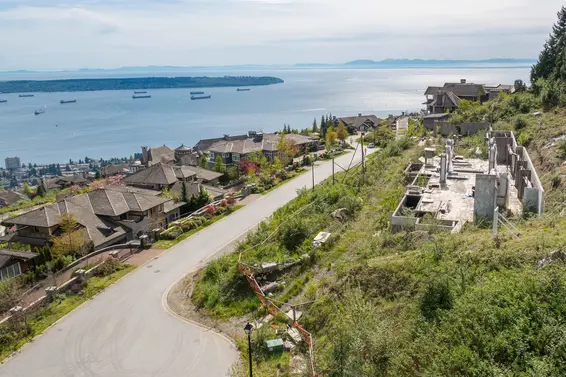2345 Kadlec Court, West Vancouver For Sale - image 16