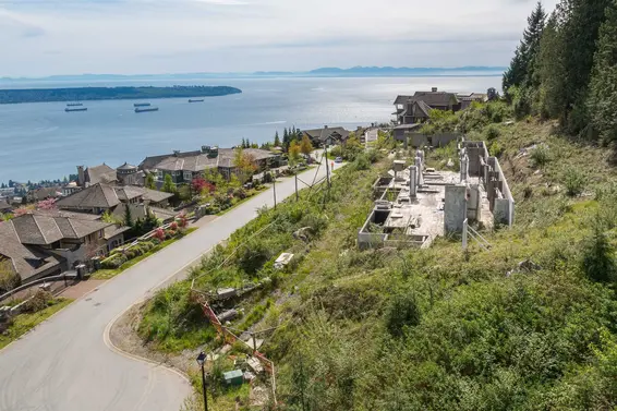 2345 Kadlec Court, West Vancouver For Sale - image 17