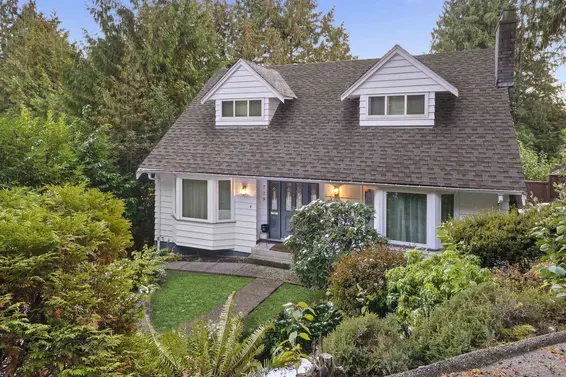 729 East St. James Road, North Vancouver