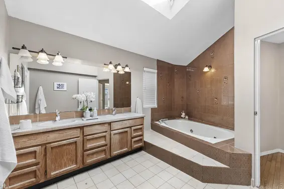 1220 Seymour Boulevard, North Vancouver For Sale - image 20