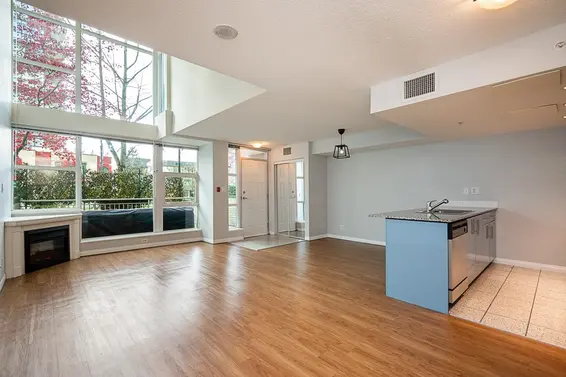 TH6 168 East Esplanade Avenue, North Vancouver For Sale - image 3