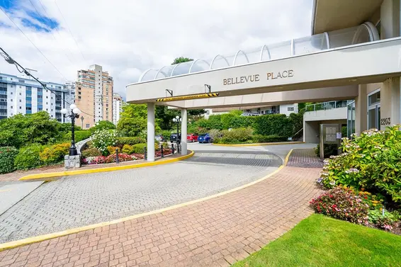 301 2203 Bellevue Avenue, West Vancouver