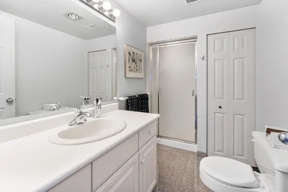 1588 Merlynn Crescent, North Vancouver For Sale - image 14