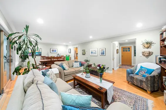 2380 Mackay Avenue, North Vancouver For Sale - image 13
