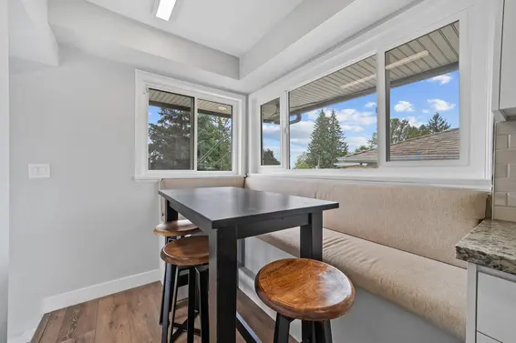 1137 Cloverley Street, North Vancouver For Sale - image 12
