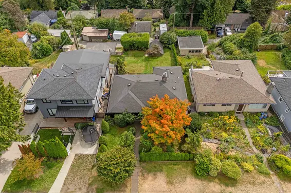 1137 Cloverley Street, North Vancouver For Sale - image 36