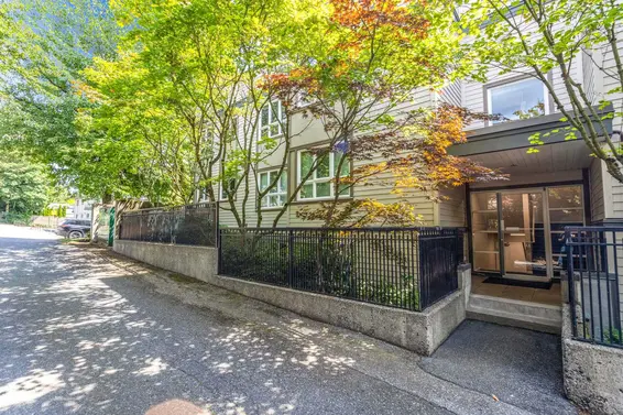 403 106 West Kings Road, North Vancouver For Sale - image 27
