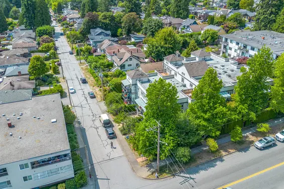 403 106 West Kings Road, North Vancouver For Sale - image 32