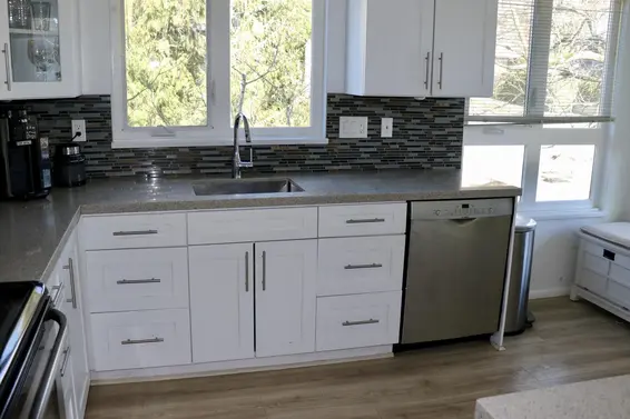 403 106 West Kings Road, North Vancouver For Sale - image 6