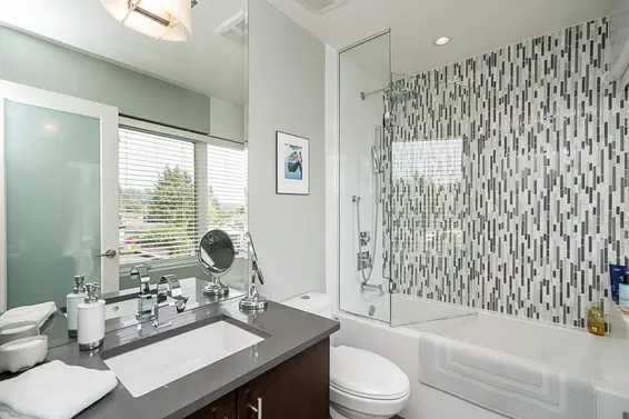 2007 Larson Road, North Vancouver For Sale - image 18