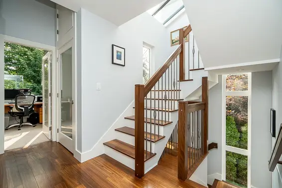2007 Larson Road, North Vancouver For Sale - image 24