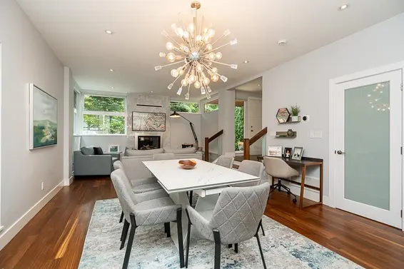 2007 Larson Road, North Vancouver For Sale - image 9