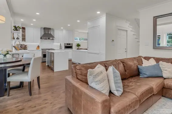 850 East 15th Street, North Vancouver For Sale - image 13