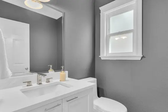 850 East 15th Street, North Vancouver For Sale - image 15