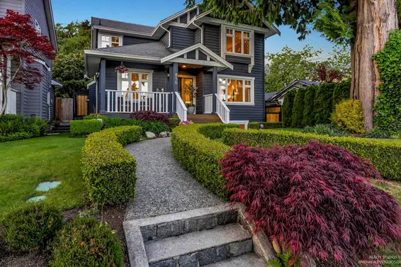 850 East 15th Street, North Vancouver For Sale - image 2