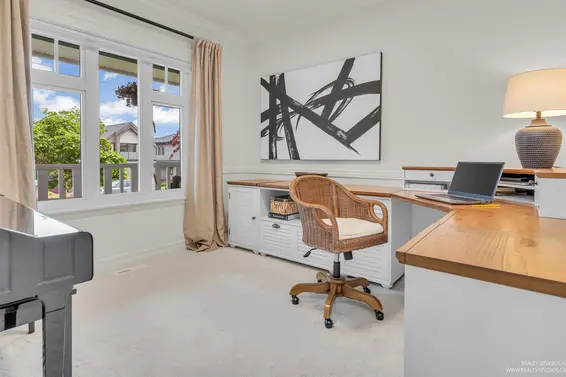850 East 15th Street, North Vancouver For Sale - image 3