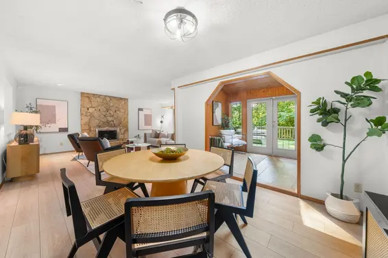 2297 Bowser Avenue, North Vancouver For Sale - image 13