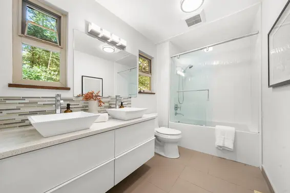 2297 Bowser Avenue, North Vancouver For Sale - image 28