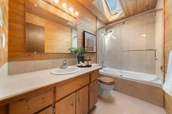 2297 Bowser Avenue, North Vancouver For Sale - image 33