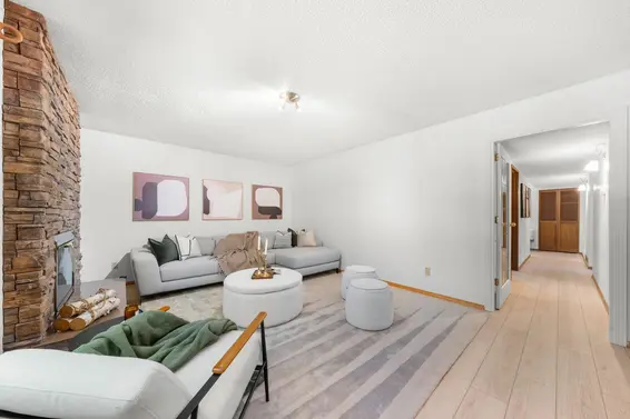 2297 Bowser Avenue, North Vancouver For Sale - image 34