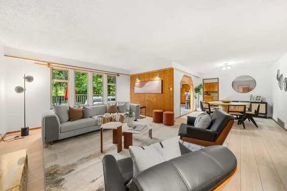 2297 Bowser Avenue, North Vancouver For Sale - image 5