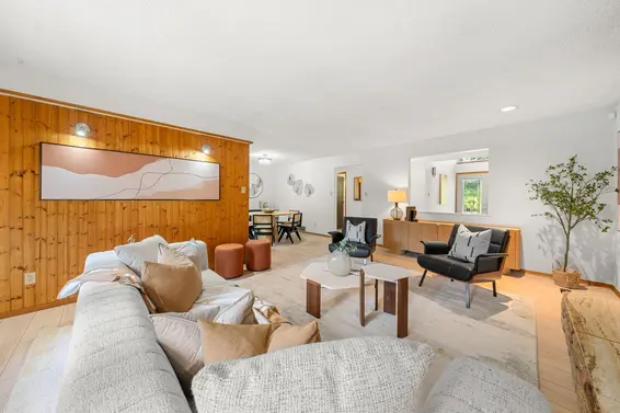 2297 Bowser Avenue, North Vancouver For Sale - image 6