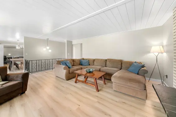 2763 Violet Street, North Vancouver For Sale - image 15