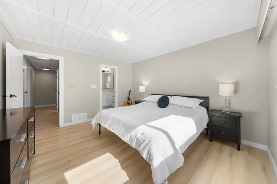 2763 Violet Street, North Vancouver For Sale - image 21