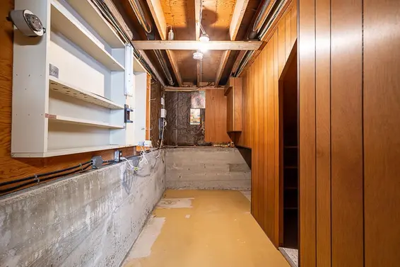 1634 Ross Road, North Vancouver For Sale - image 26