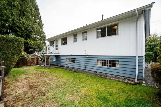 1634 Ross Road, North Vancouver For Sale - image 32