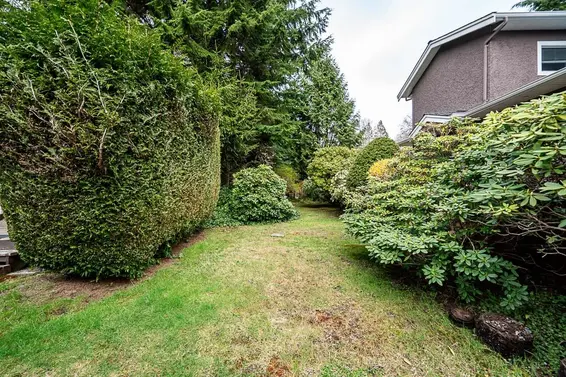 1634 Ross Road, North Vancouver For Sale - image 33