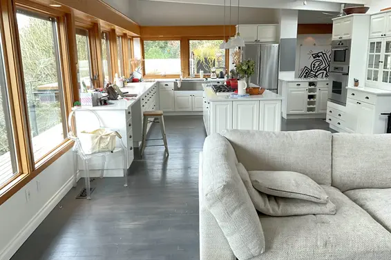 6080 Eagleridge Drive, West Vancouver For Sale - image 2