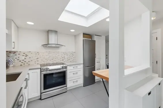 1004 995 Roche Point Drive, North Vancouver For Sale - image 8