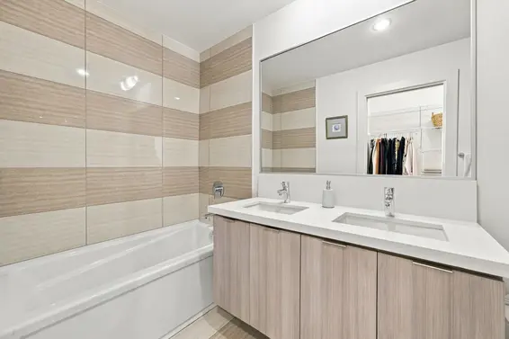 115 3602 Aldercrest Drive, North Vancouver For Sale - image 19