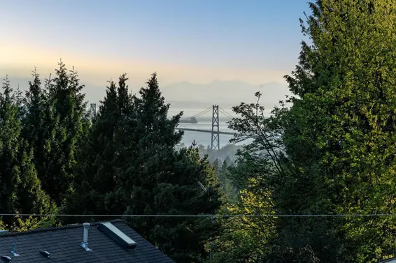 302 2545 Lonsdale Avenue, North Vancouver For Sale - image 10