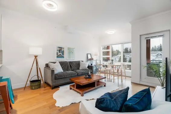 403 857 West 15th Street, North Vancouver