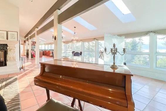 15 Oceanview Road, Lions Bay For Sale - image 16