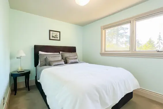 15 Oceanview Road, Lions Bay For Sale - image 29