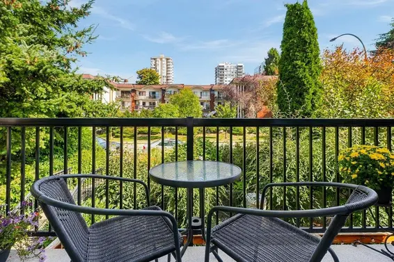 6 137 East 5th Street, North Vancouver For Sale - image 17