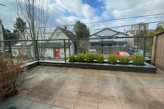 7 215 East 4 Street, North Vancouver For Sale - image 2