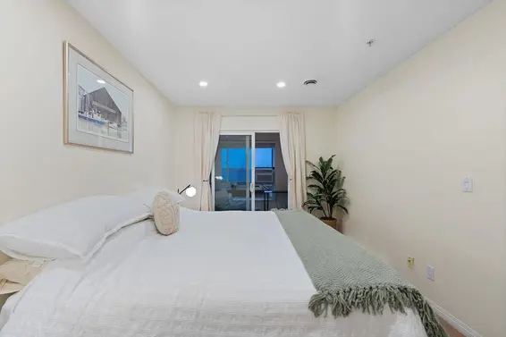 308 333 East 1st Street, North Vancouver For Sale - image 13