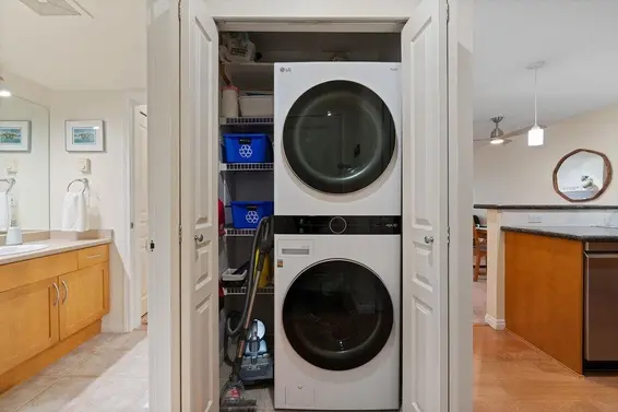 308 333 East 1st Street, North Vancouver For Sale - image 15