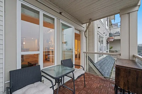 308 333 East 1st Street, North Vancouver For Sale - image 18