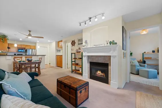 308 333 East 1st Street, North Vancouver For Sale - image 29