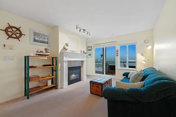 308 333 East 1st Street, North Vancouver For Sale - image 7