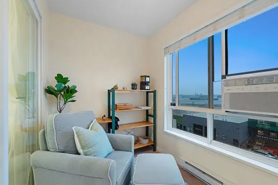 308 333 East 1st Street, North Vancouver For Sale - image 9