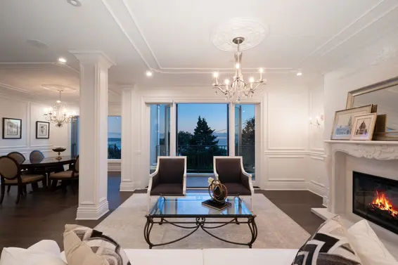 4135 Burkehill Place, West Vancouver For Sale - image 3
