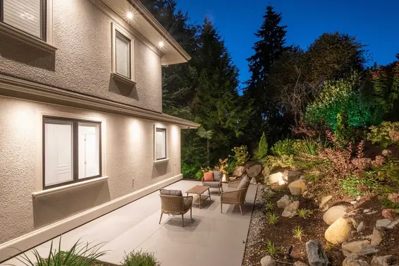 4135 Burkehill Place, West Vancouver For Sale - image 38