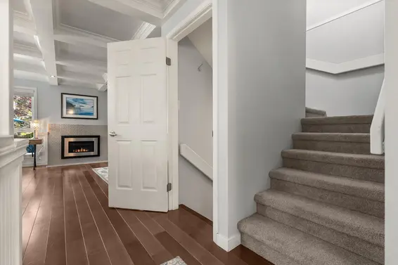 1741 Chesterfield Avenue, North Vancouver For Sale - image 7
